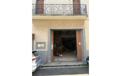 Grand Garage de 156 m² avec hauteur de 4 mètres