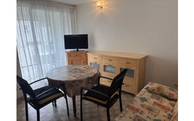 Appt Type 2 + parking privé