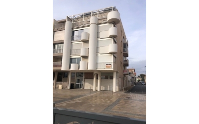 Local commercial Front de mer