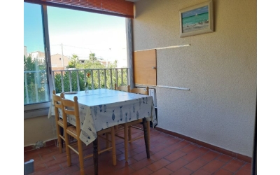 Joli studio 2 cabines + parking + cellier