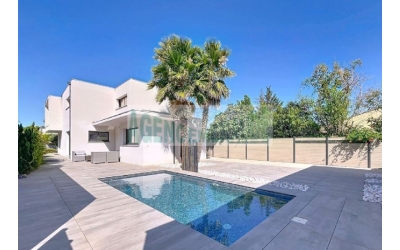 Villa Contemporaine + piscine
