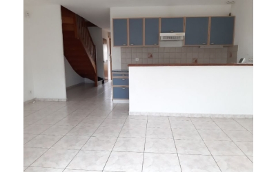Quartier résidentiel, villa type 4 + garage