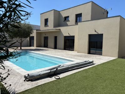 Villa type 5 contemporaine + piscine
