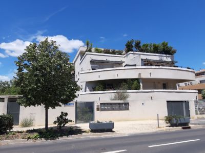 Spacieux appartement type 3 + ascenseur