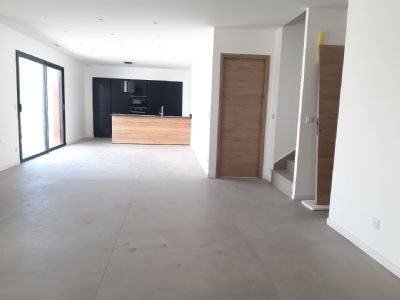 Villa neuve contemporaine type 4 + piscine