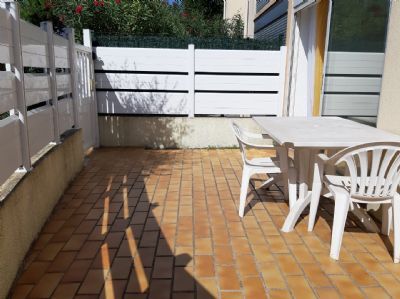 Appt Type 2 meublé en RDC + parking