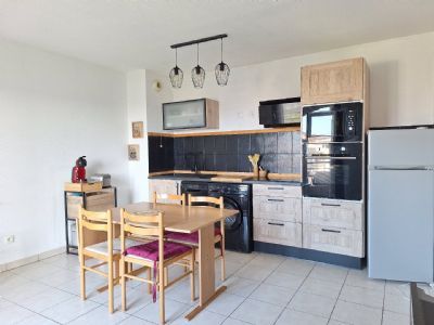 Cayrets Appartement type 3 + 2 parkings privé