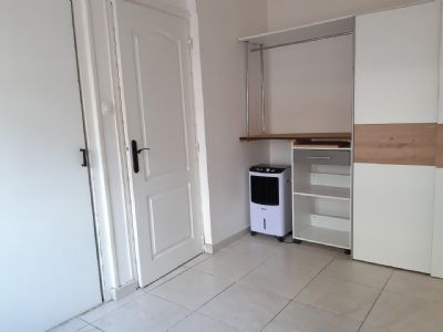 Grau d'agde&nbsp;Pour investisseurs ! maison avec 4 appts bord de mer