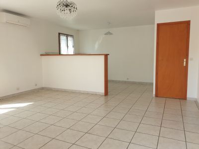 Agde&nbsp;Villa plain-pied type 3 avec garage 