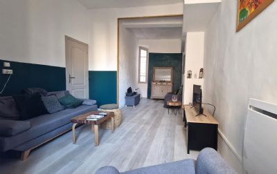 Vias Maison de village rénovée avec terrasse