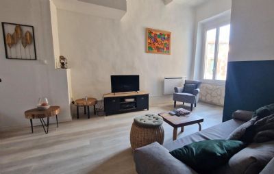 Vias Maison de village rénovée avec terrasse