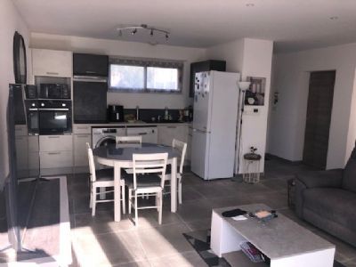 Grau d'agde Superbe villa contemporaine de type 4 + large terrasse !