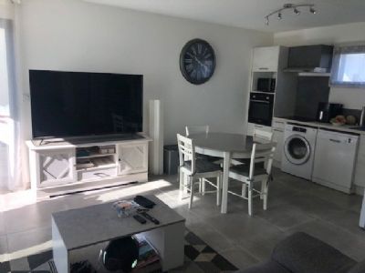 Grau d'agde Superbe villa contemporaine de type 4 + large terrasse !