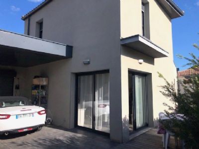 Grau d'agde Superbe villa contemporaine de type 4 + large terrasse !