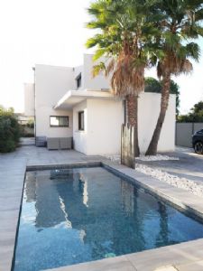 Agde Villa Contemporaine + piscine