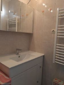 Grau d'agde Studio cabine + parking + cellier 8 m² privatif 