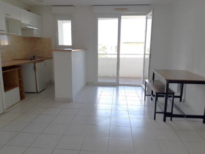Agde Appartement type 3 avec place de parking