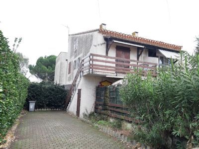 Grau d'agde Appartement type 4 avec jardin, terrasse et solarium