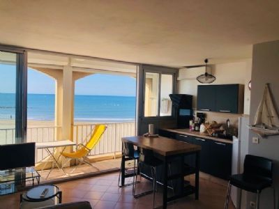 Grau d'agde Joli appartement type 2 traversant Vue Mer + garage