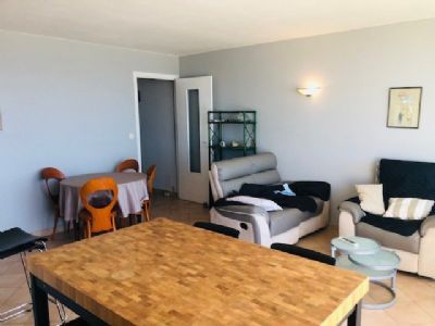 Grau d'agde Joli appartement type 2 traversant Vue Mer + garage