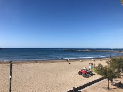 Grau d'agde Joli appartement type 2 traversant Vue Mer + garage