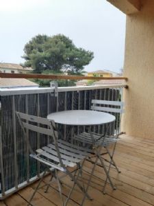 Grau d'agde Grand studio cabine avec combles et Parking