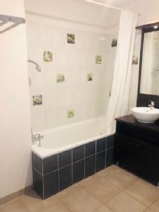Agde Appartement type 3 + 2 parkings