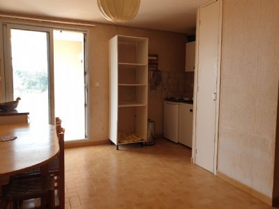 Grau d'agde&nbsp;A 50 m de la plage ! Appt type 2 + parking privé