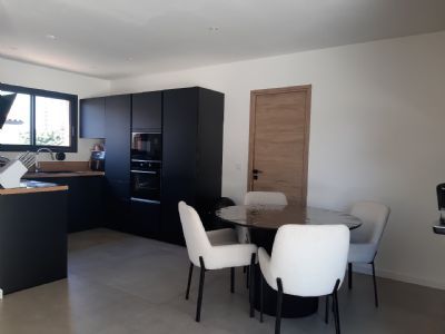 Agde&nbsp;Villa neuve contemporaine type 4 + piscine