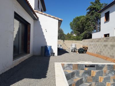 Agde Villa neuve contemporaine type 4 + piscine