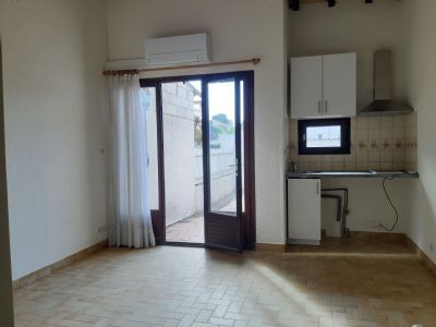Grau d'agde Villa type 2 + cabine