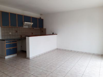 Agde&nbsp;Quartier résidentiel, villa type 4 + garage