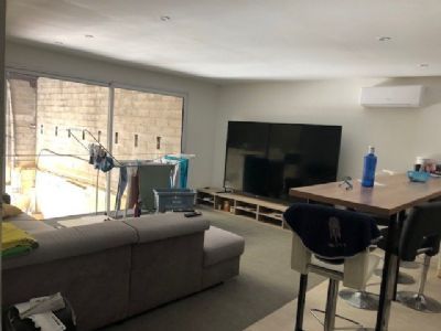 Agde&nbsp;Cession de Droit au bail local de 200 m² au sol 