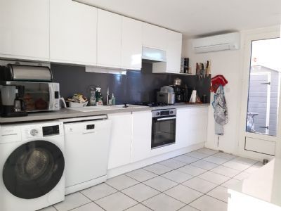 Grau d'agde A 200 m de la plage !