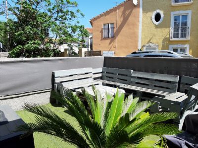Vias Maison type 4 rénovée + jardins