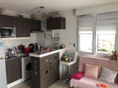 Agde Appartement type 2 loué + terrasse de 50 m²