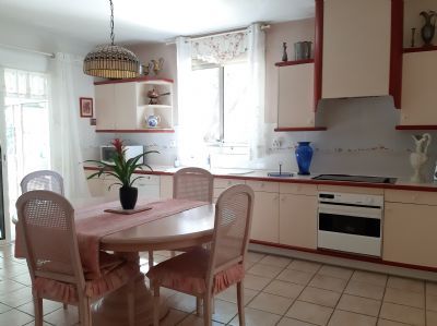 Grau d'agde Belle maison languedocienne type 6 +piscine