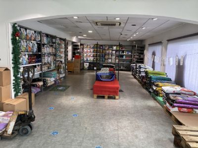 Agde Local 200 m² à louer