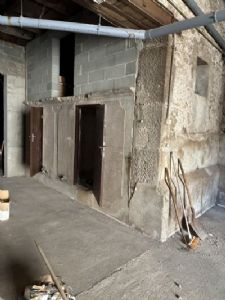 Agde Grand Garage de 156 m² avec hauteur de 4 mètres