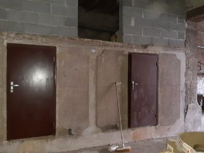 Agde Grand Garage de 156 m² avec hauteur de 4 mètres