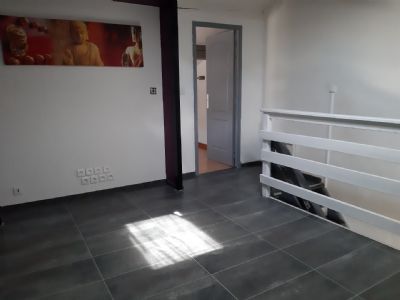 Grau d'agde Appartement type 3 + parking et cellier
