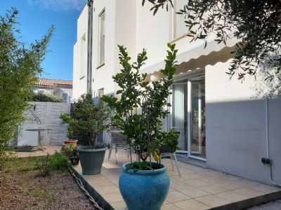 Agde Spacieux appt type 3 + large terrasse !