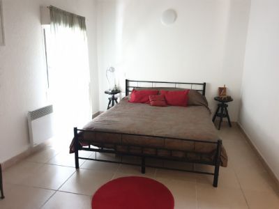 Agde&nbsp;Appt T3 + bureau, 2ème étage + ascenseur