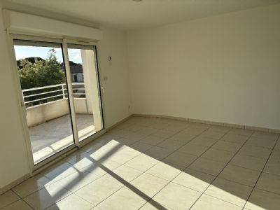 Grau d'agde Appartement T1 climatisé + parking