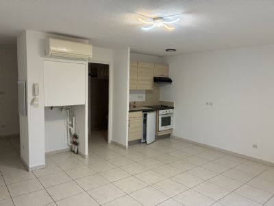 Grau d'agde&nbsp;Appartement T1 climatisé + parking