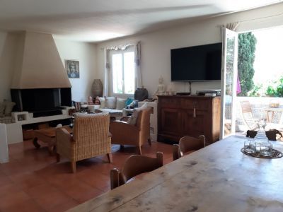 Agde Villa de plain-pied type 4 + jardin arboré