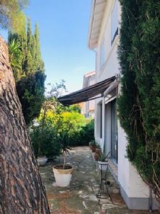 Agde&nbsp;Maison type 5 + studio mezzanine